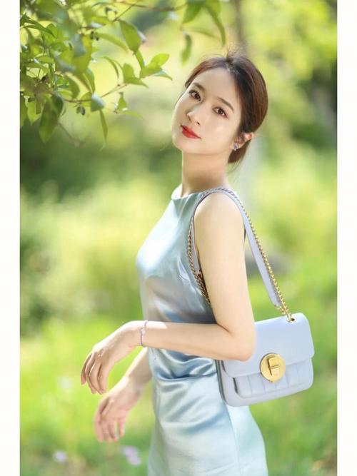 图片[6]-美女气质照片图片大全 美女气质照片图片唯美-清纯唯美论坛-日常生活-小钱源码网-小钱资源网-网站源码-站长资源网专注福利技术教程活动软件-全网最大资源分享网